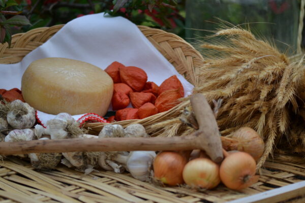 Formaggio canestrato - immagine 2